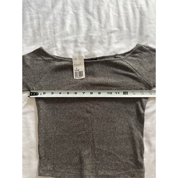 NWT Forever 21 Knit Crop Top Heather Gray Women's Small Off the Shoulder - Picture 6 of 7